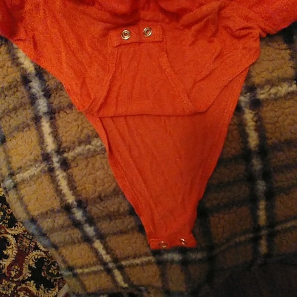 A onsie open breasted blouse - Picture 3 of 4